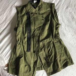 BNWOT Vero Moda vest